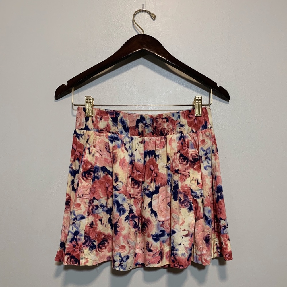 21 Clothing - size S/P skirt